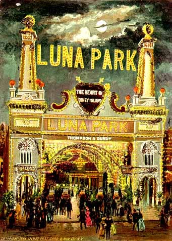 The entrance to Luna Park. Above the gate read "The Heart of Coney Island" because the park was situated in the very center of the amusement district.