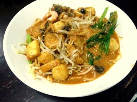 Curry Mee or Mee Kari in Malay is also known as Curry Laksa, is an all time Malaysian favorite dish