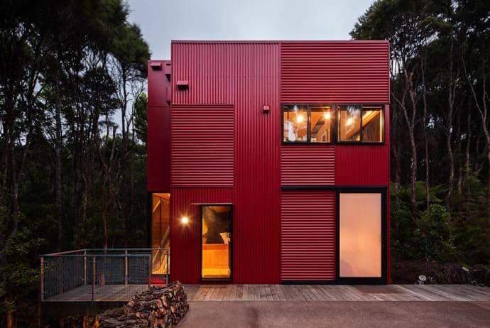 This house is also featured at The Annual World Architecture Festival, 16 to 18 November 2016 in Berlin, Germany.