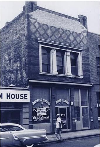 The Monarch Club at 340 Beale was known for gambling and violence. In the early 1900s, it was called "The Castle of Missing Men" because many times gamblers who went in came up missing.