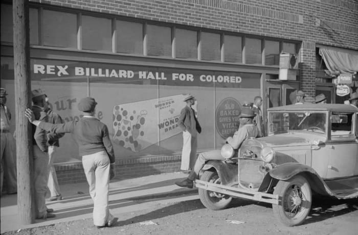 This 1939 photo of Rex Billiard Hall for Colored portrays the culture of early 1900s Beale Street, which is reenacted in the docudrama Take Me Back to Beale.