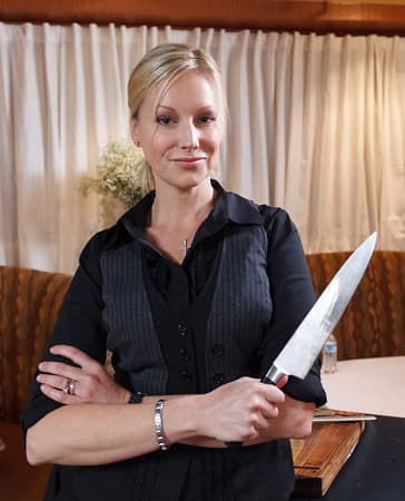 Jennifer Kavounaris wants to prove to detractors that she is a super girl in the kitchen.