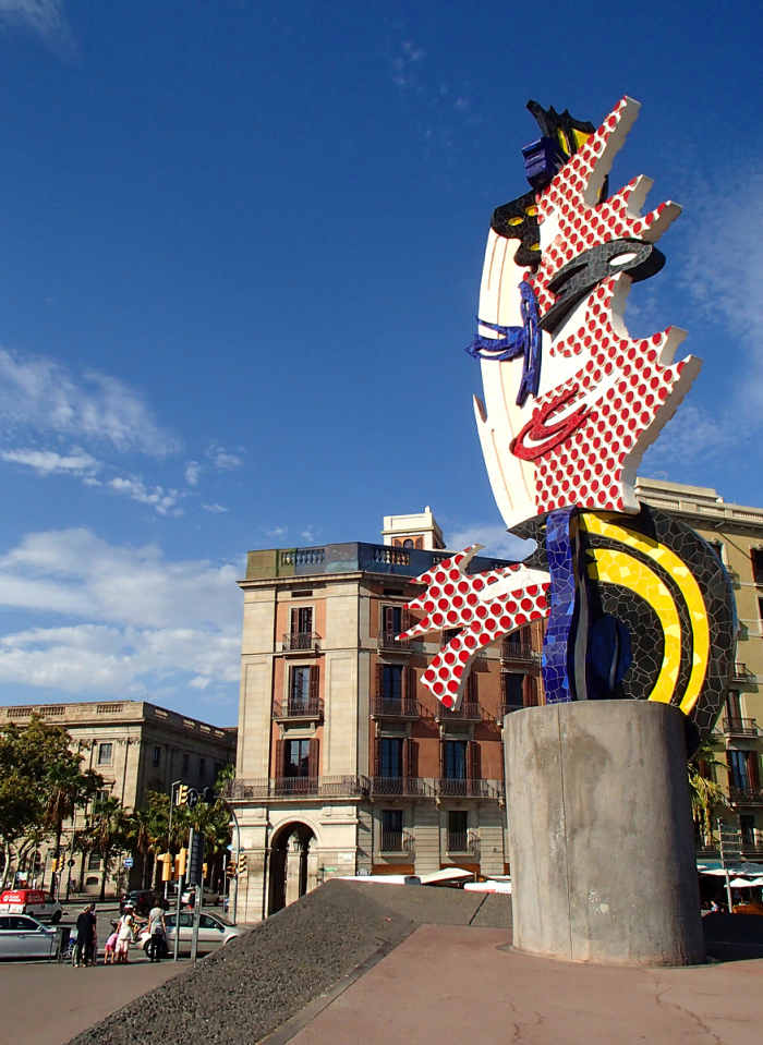 El Cap de Barcelona sculpture designed by American artist Roy Lichtenstein for the 1992 Summer Olympics.