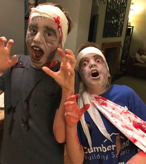 home-made-fake-blood-guts-and-scabs-for-halloween