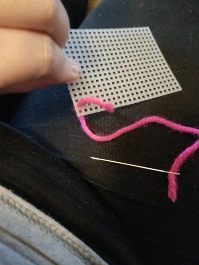 How to Cross Stitch With Yarn and Plastic Canvas Basic HubPages