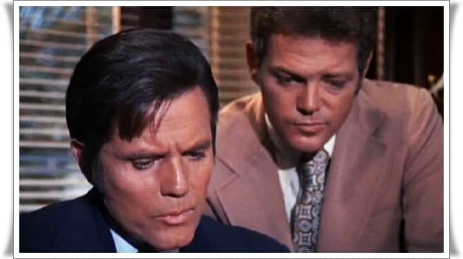 Jack Lord (December 30, 1920 January 21, 1998)............. James MacArthur (December 8, 1937 - October 28, 2010)