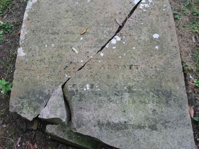 James Abbott buried St. Peter & St. Paul's Church, Newport Pagnell, Buckinghamshire