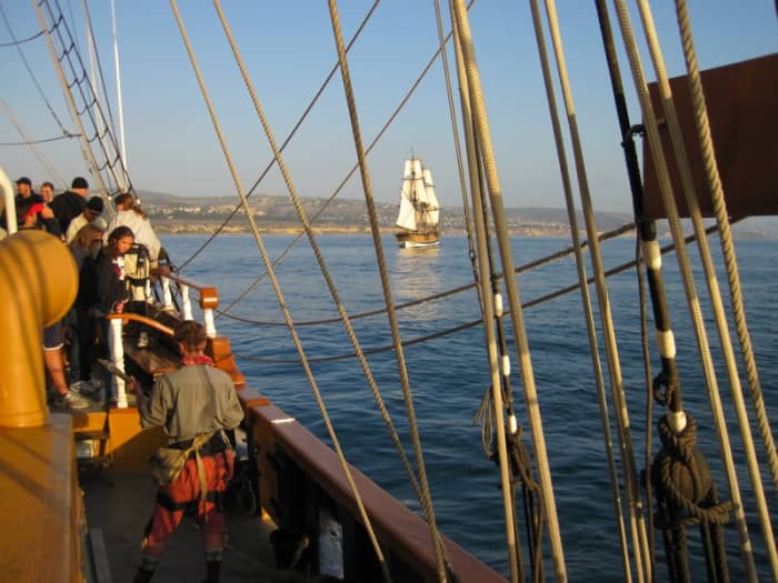 I chose to sail aboard the Hawaiian Chieftain, because I could get better photos of the Lady Washington.