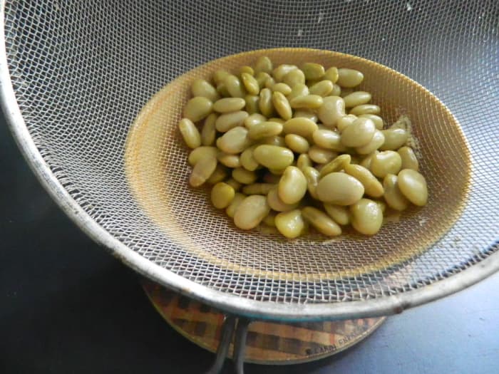 Dong this makes the bean product very thin and I wished to have a thicker soup. My apologizes to Marjorie.