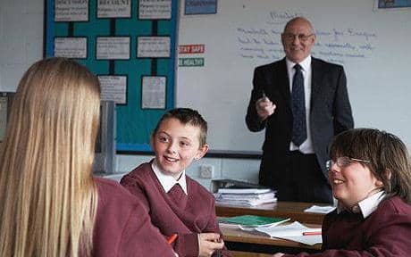 Good looking children receive positive reinforcement from both peers & teachers. They're seen as &considered to be more popular as others want to be around them.They also have high expectations of them based upon association w/ their looks.