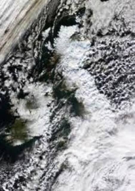 The cold front edged down from the Arctic, suppressed by the Gulf Stream around the western coasts of the British Isles, bringing extensive snowfalls pushed by gales before freezing overnight under clear skies. Snow clearing became hard graft