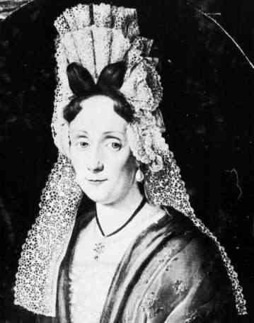 Woman wearing fontage