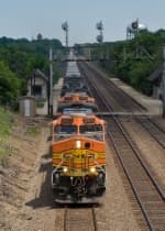 This is a nice example of the triple track line outside Chicago. Can you spot the Sears Tower? (now the Willis Tower)