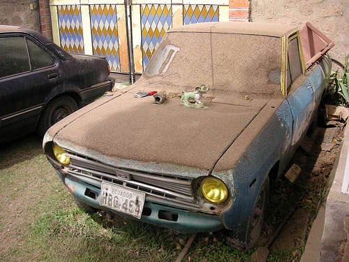 A car coated in fallen ash from the Tungurahua volcano in Ecuador on August 16, 2006. Photo used under Creative Commons Attribution License