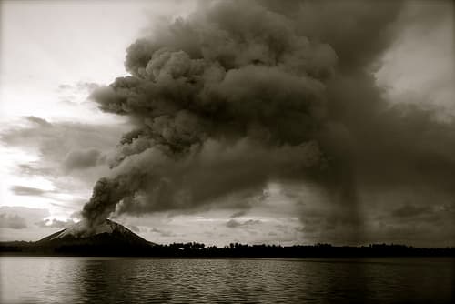 Ash erupting from a volcano can have long-distance consequences in an ash fall. Photo used under Creative Commons Attribution License