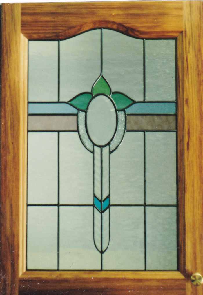 Leadlighting Tutorial Lesson 1: Cutting Glass for Stained Glass ...