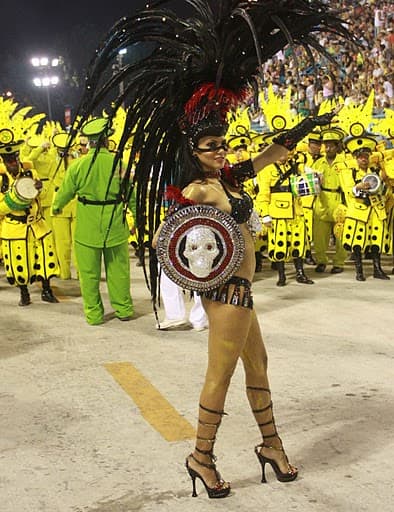 Fabia Borges at the 2009 Parade in Rio de Janeiro with Rocinha Samba-School.; foto by Alexandre Vidal - Foto BR