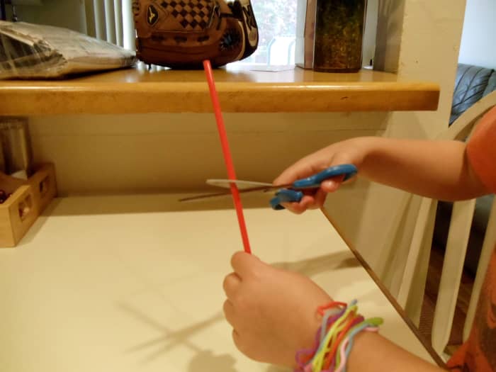 I always wanted to know how to make a spray for my bottle and science experiments using straws are teaching me so much.