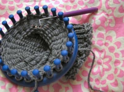 Learn to Knit With a Knitting Loom - HubPages