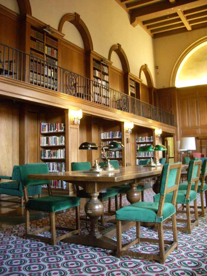 Dartmouth College campus 2007-11-06 Baker Memorial Library 07 - Tower Room