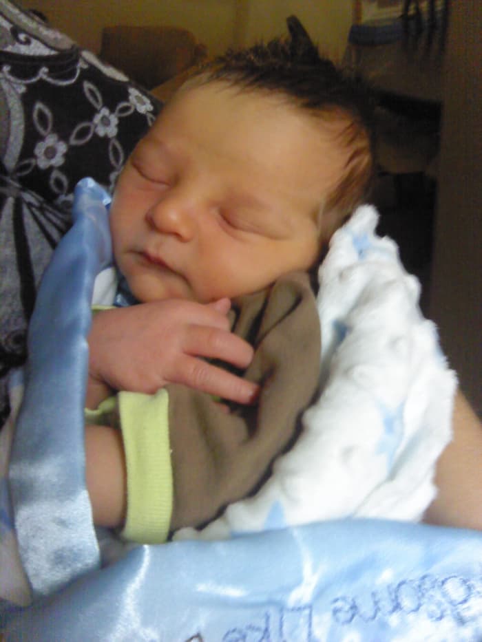 My new grandson arrived on Wednesday, October 10, 2012! Such a little sweet angel from above.