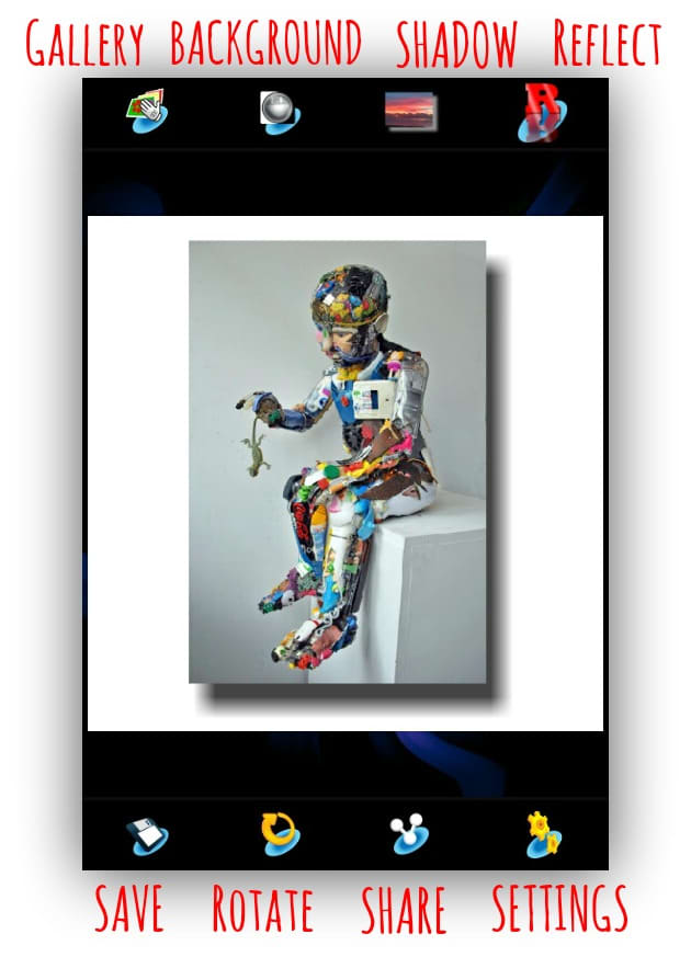 Squaring and editing images with InstaFitIt. Text and icons represent the respective features of the app