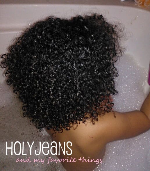 This is the kind of beautiful curl definition you get with L'Oreal EverCurl Cleansing Conditioner