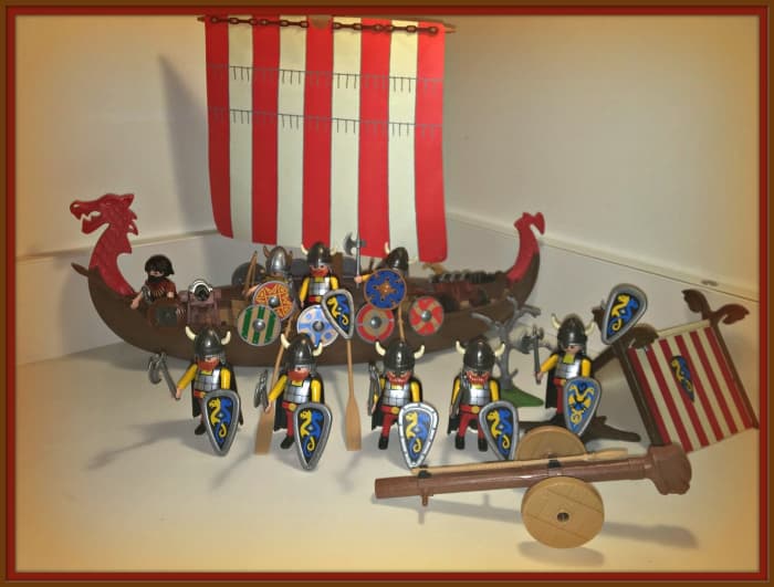 Here is a very unique set of Vikings with a Long Ship and Army of Vikings in the camp. Plus you have two additional cannons. This a combination of five separate sets for the year 1993.