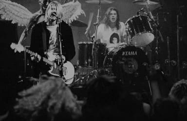 It can be argued that Nirvana is one of the greatest alternative rock bands of all time. This short-lived (grunge) alternative rock band was based in Seattle. New alternative music is impossible to its 90's counterpart.