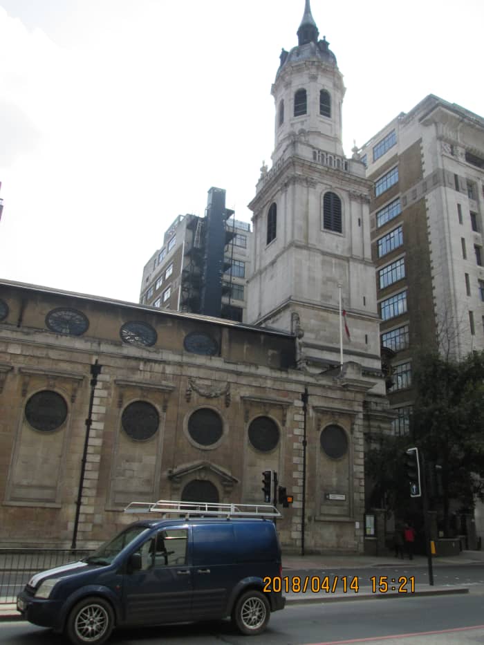 The church of St Magnus the Martyr on Lower Thames Street stands where the approach arch led onto Old London Bridge (read about St Magnus in the last of the VIKING series, and about London Bridge in an earlier HERITAGE page)