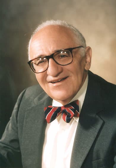 An important thinker of 20th century libertarianism was Murray Rothbard (1926-1995) who espoused a variation of libertarian thought called "anarcho-capitalism," a view that espouses, absent a centralized state, markets will self-regulate.