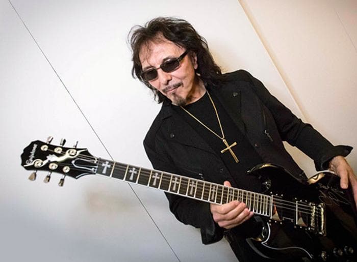 Tony Iommi, Black Sabbath, and the Gibson SG - HubPages