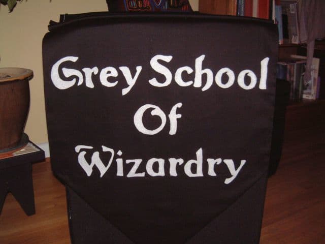 This easy-to-make banner features letters which were stenciled onto felt, cut out and then glued onto the fabric background.