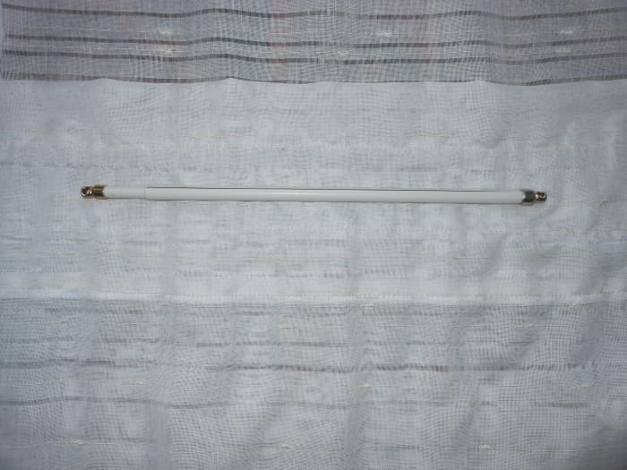 rod to be used - also notice the 1.5 inch from edge, 3.5 inch from edge and 5 inch from edge stitch - ignore the top it was folded over fabric