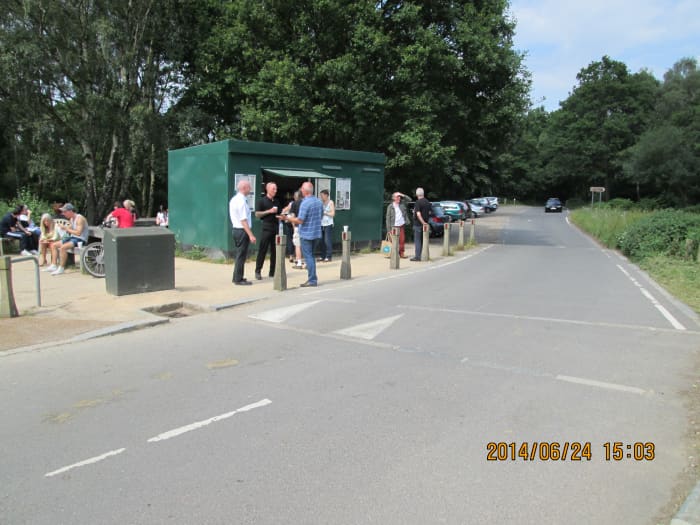 This is Carl's hut at High Beech, chatting customers and a short queue for refreshments, sandwiches, sausage rolls, pies etc. ('Mandy' didn't fancy being photographed, so she hid inside)