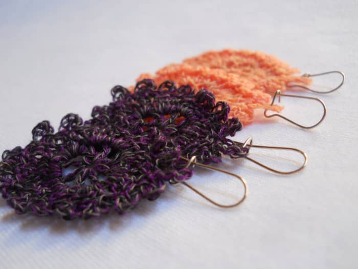 Instead of using a fish hook for this earring, I used a kidney wire. They were packed and I thought it was fish hooks. Anyway I like this too because it makes a motif face forward even though it looks frail.