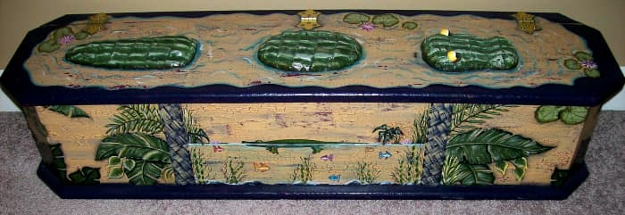 Patty's "crocodile box" that she painted for storage in her "safari room" ~ modified from a Jane Crick design