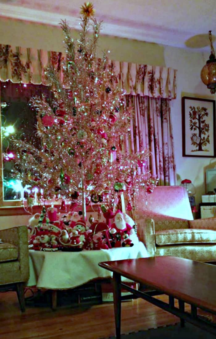 The Amazing 1960 Silver Bright Aluminum Pom Pom Tree. Life was good back in the 1960s for the Aluminum tree business, and draperies were also great ...