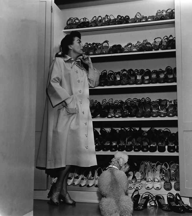 The History of the Woman’s Pump Shoe Bellatory