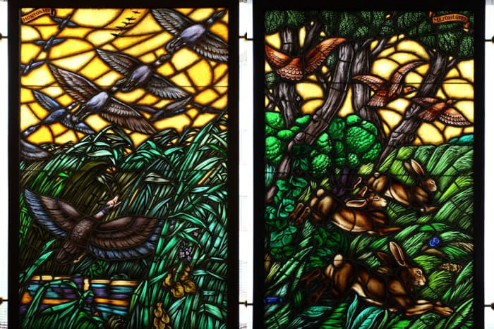 The glass paintings, stained glasses and frescos of the hotel are all works of Jenő Haranghy, Hungarian artist, decorative painter and graphic artist, professor of the College of Applied Arts of Budapest, active before WW2.