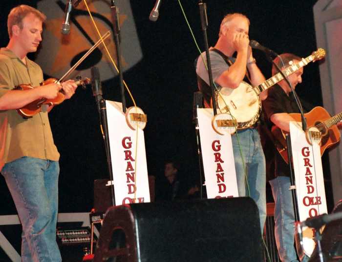 Mike Snider APickin'andaGrinnin' The Banjo Playing Comedian HubPages