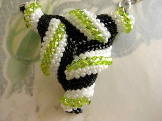Take your peyote beadweaving to a whole new level with different sizes of beads. Have fun with different colors and bead finishes.