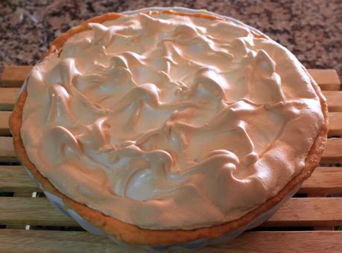 Easy Lemon Meringue Pie Recipe Using Condensed Milk Plus a Little Tip