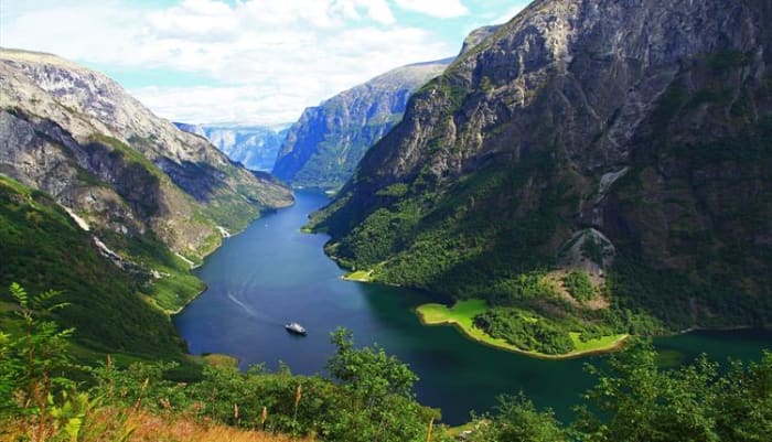 Sognefjord - the Saga Fjord, high mountains and deep clefts in a coastal strip kept clear if ice by the Gulf Stream Drift. The next step along the way is hundreds of nautical miles to the west, off the coast of Katanes - Caithness
