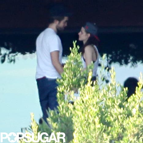 Kristen & Robert may have tried to effect the volatile situation among fans with these manipulated photos.