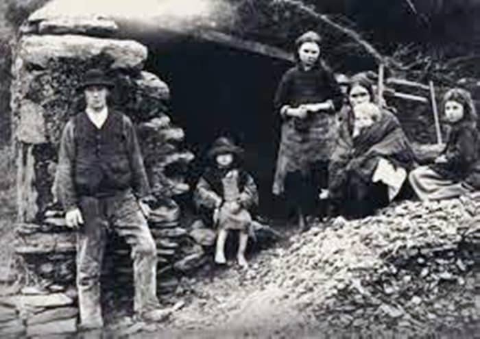 Itinerant workers struggling to feed their family due to the Irish potato famine of the 19th century.