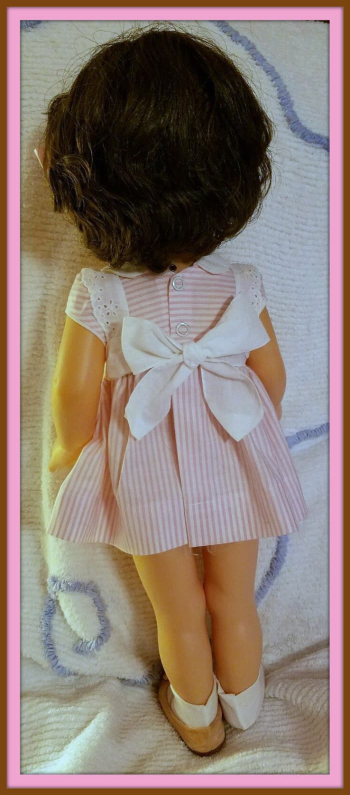 What a nice think head of hair this 1961 Chatty Cathy has. they just do not make dolls like this anymore.