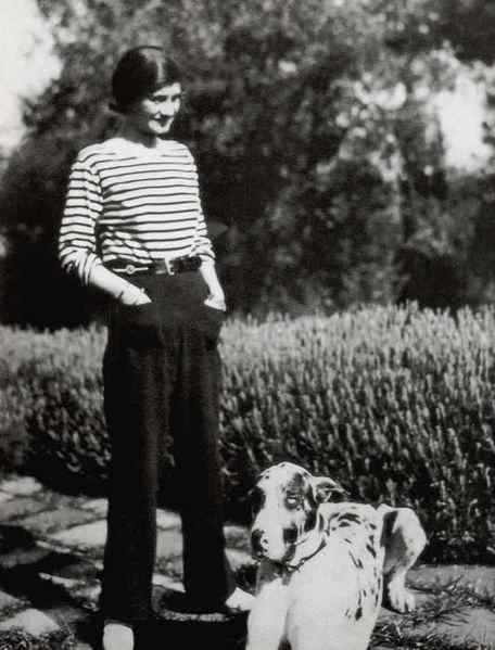 The Chanel trademark look was of youthful ease, liberated physicality, and unencumbered sportive confidence.