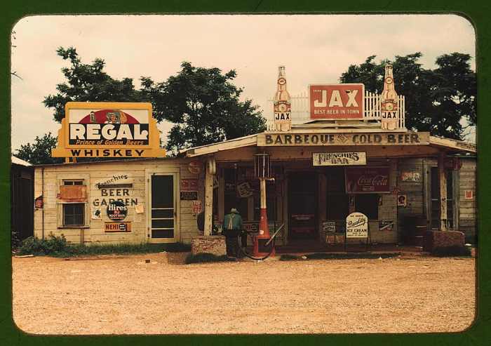 This 1940 photo in Melrose Louisiana shows a full service facility. Signs indicate that it was a grocery store, juke joint, a gas station, and a beer garden. They also sold "Dental Snuff" whatever that was.