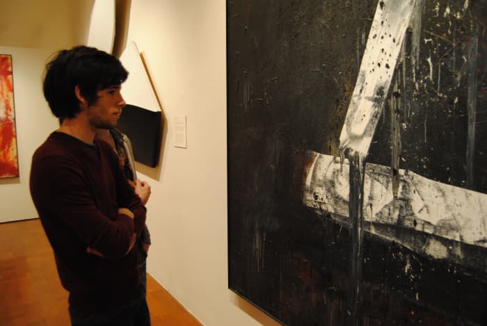 Going to an art gallery with your friends can be a great way to start a conversation on aesthetics and beauty. Modern art is especially good for this purpose.